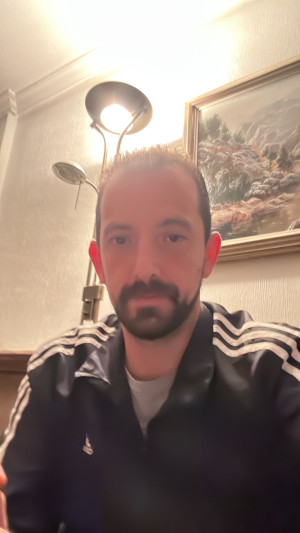 Daniel Cayetano